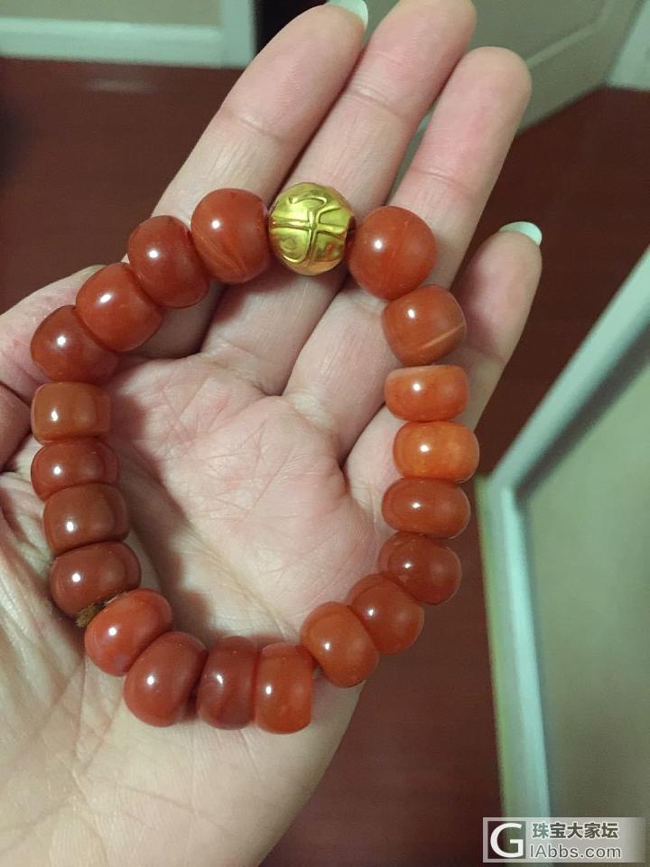 南红配金珠_南红串珠
