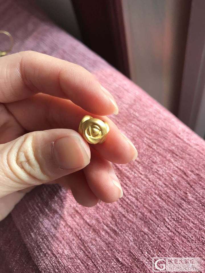 看别人发金子，我也来凑个热闹，都是小金，大金买不起哈，还有小玉乱入哈……_吊坠金翡翠戒指