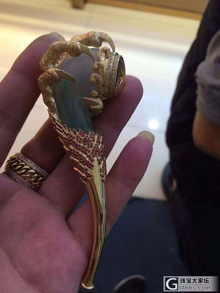 龙爪手，咸猪手_镶嵌把玩件