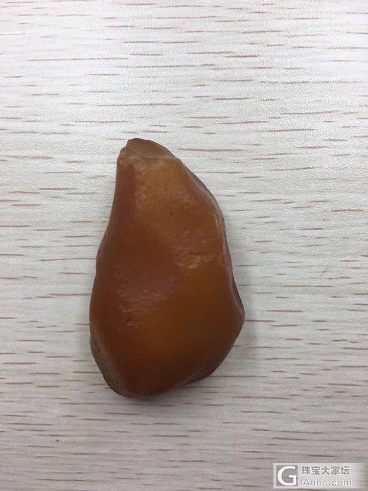 没事磨颗蜜蜡打发时间。_蜜蜡打磨