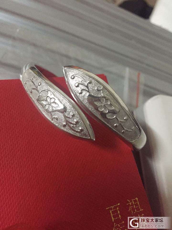 两个张家镯_手镯银