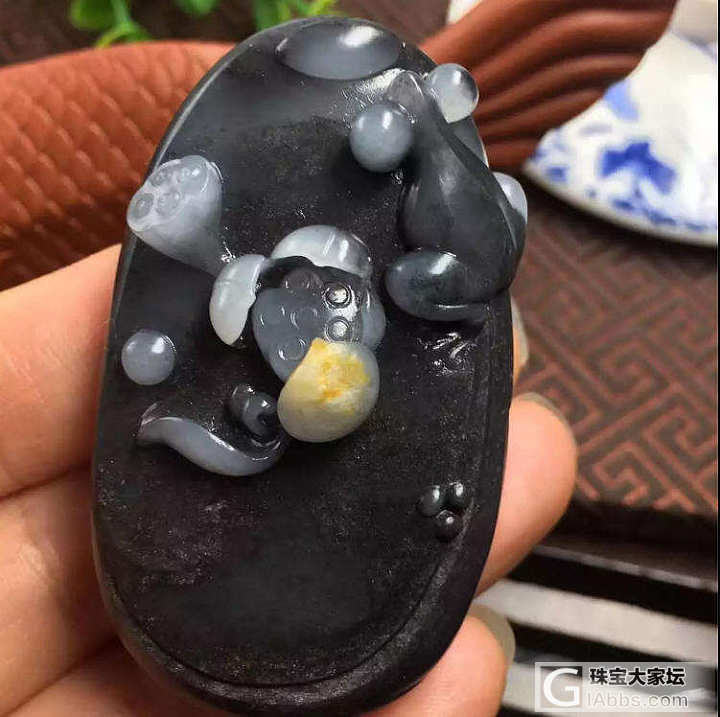 【德品玉斋】：三色青花籽料挂件！_青花玉和田玉