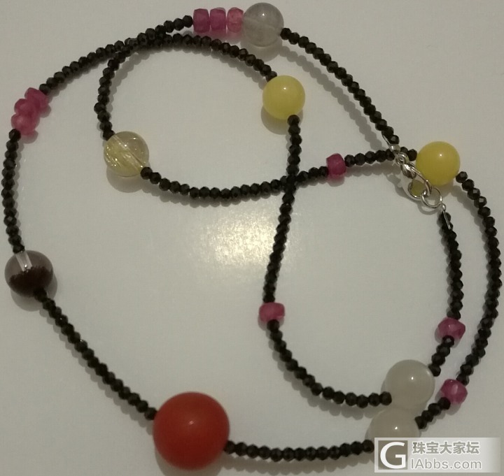 一些黑色的玩意_黑曜石手镯尖晶石珠串