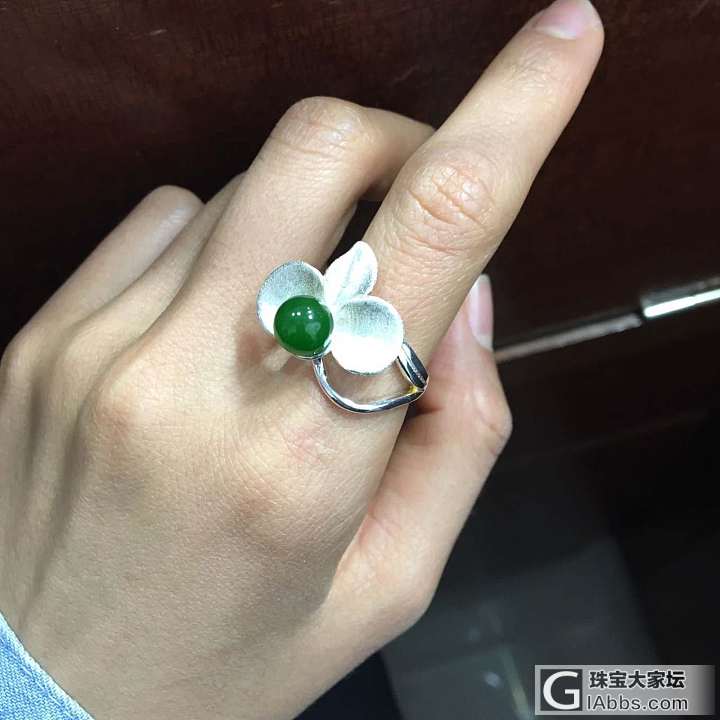 晒各种款式碧玉戒指_碧玉