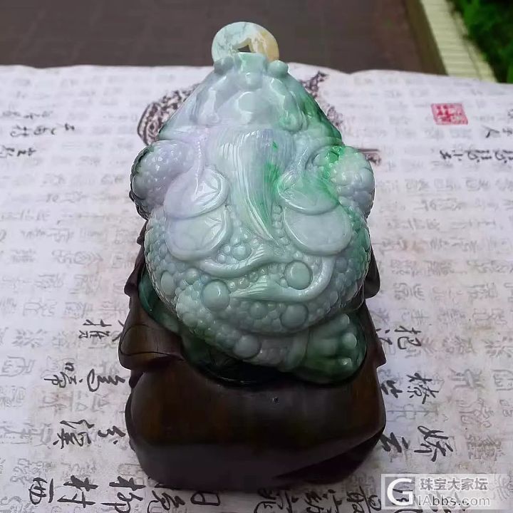 老坑水润飘阳绿精工招财金蟾摆件_摆件翡翠