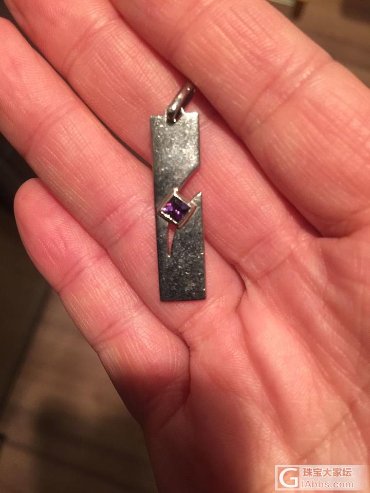 帮我看看这个值多少钱_蓝宝石戒指