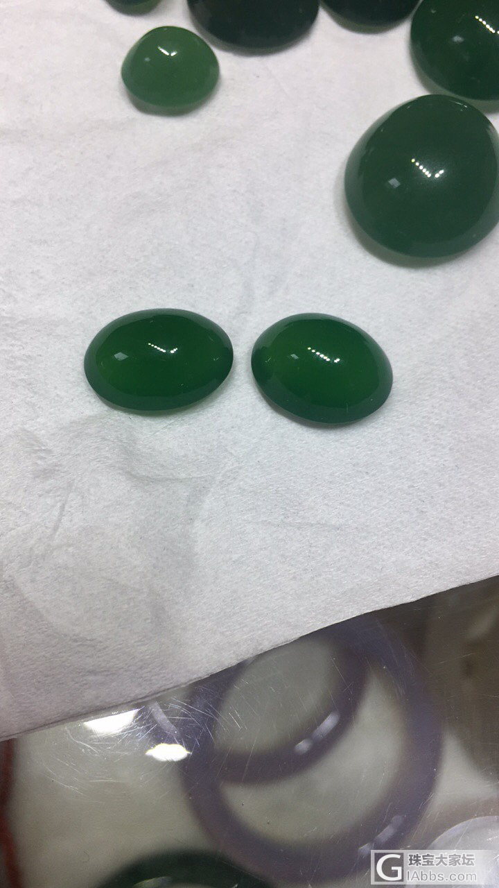 绿玉髓成品，很阳绿，纯手工_玉髓