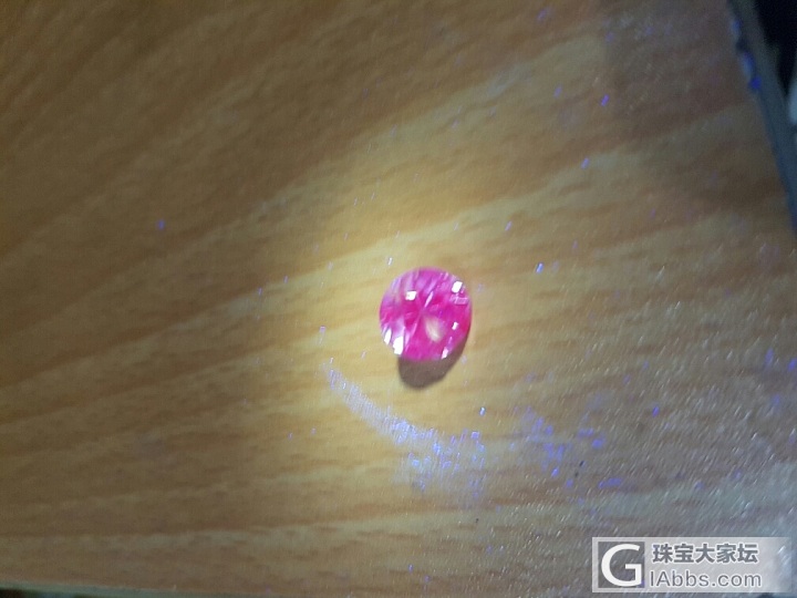 大神们 看看这颗是尖晶石吗_刻面宝石尖晶石