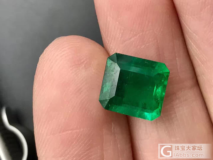 2卡多祖母绿，晶体怎么样？_祖母绿刻面宝石
