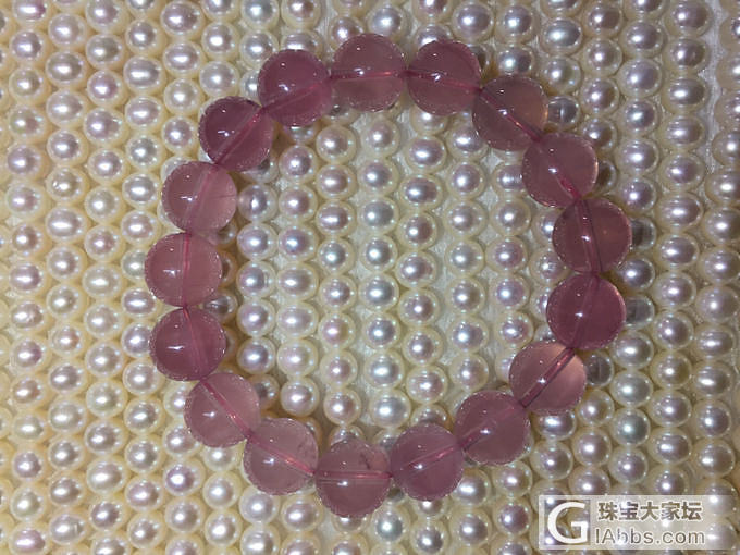 美的背景拍美的粉晶_粉晶珠串