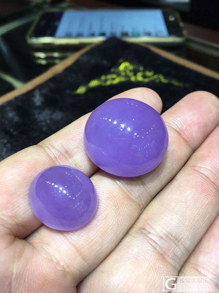 【极品紫】_蛋面翡翠