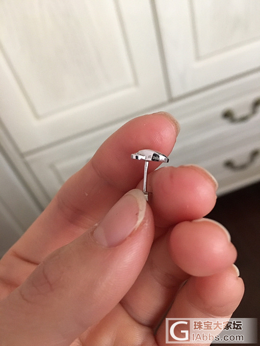 pt950钻石耳钉 0.25克拉 结婚定制的带了一次_钻石耳钉