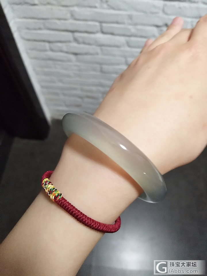 传说中的冰飘绿底，求教可留吗？_手镯玉髓