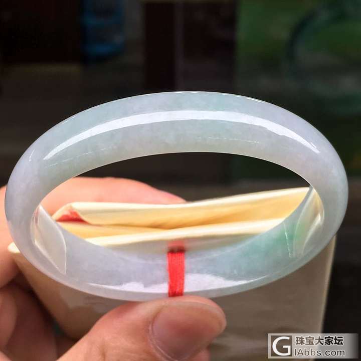 翡翠手镯毛胚出水效果_半成品翡翠