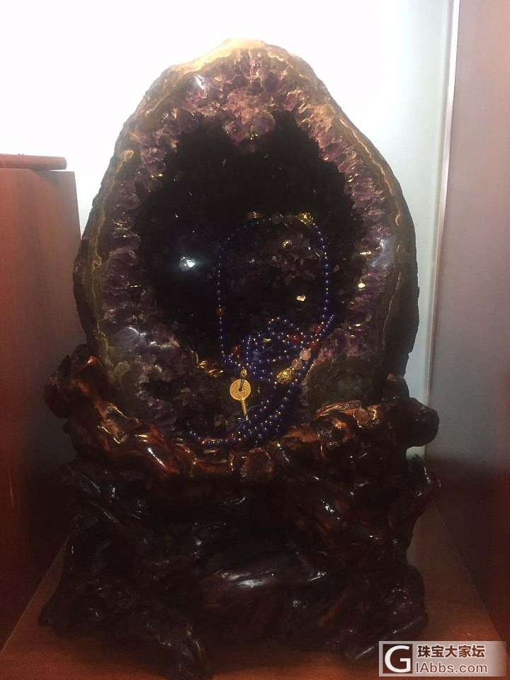 这个是乌拉圭的晶洞么？_紫水晶洞盆簇