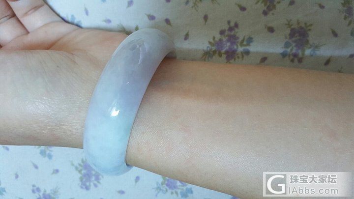 这个手镯A不A？有没有抛光粉？_手镯翡翠