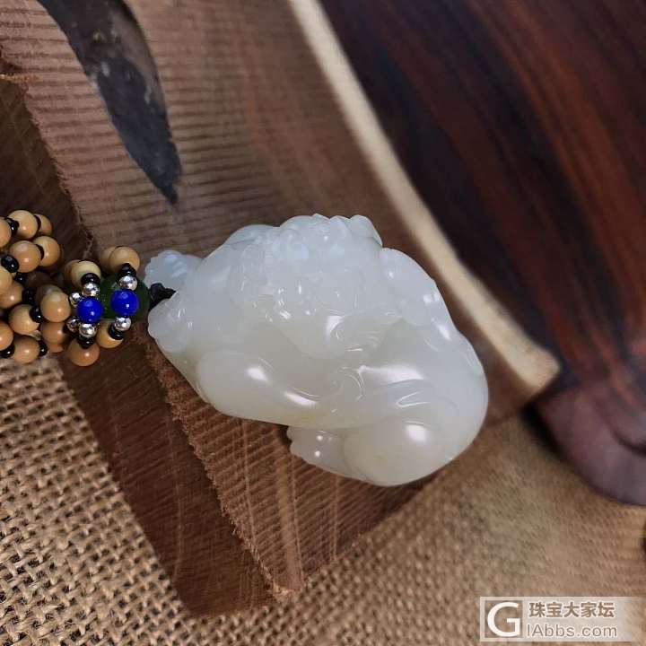 貔貅挂件_挂件和田玉