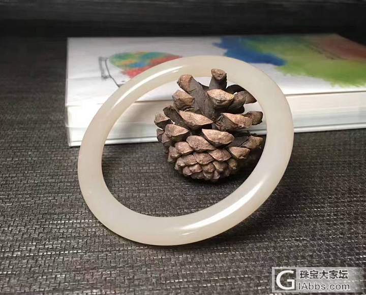 遇到了一只大圈口藕粉咦…_手镯和田玉