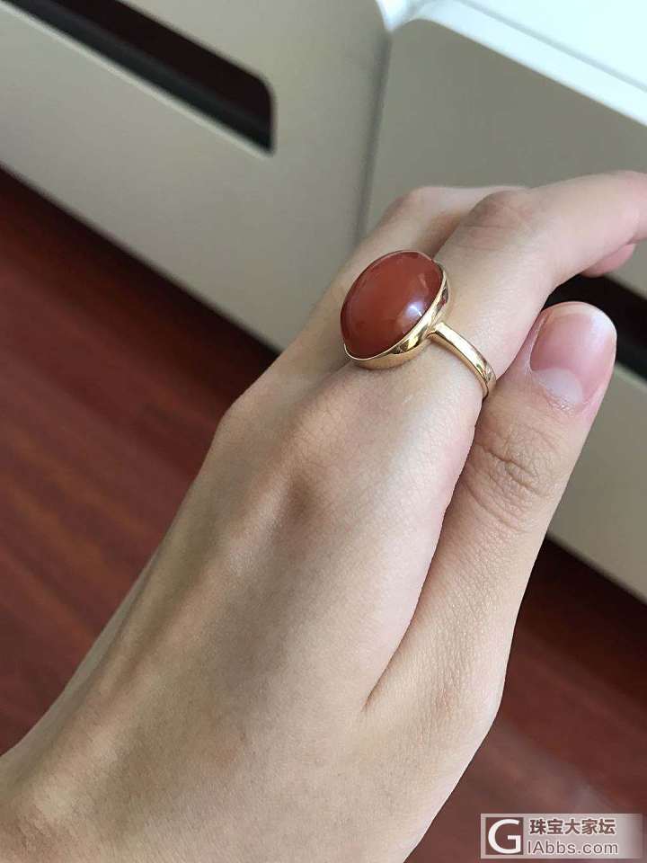 刚收到的坛里妹子的两个闲置戒指 美美的 喜欢_彩色宝石戒指