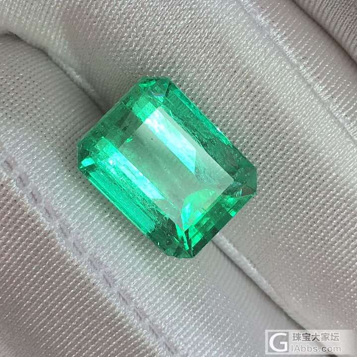 净度不错的哥伦比亚小清新祖母绿7.88ct_刻面宝石祖母绿