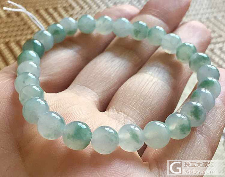 翡翠飘花手链600元！_珠串翡翠