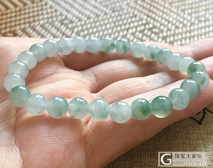 翡翠飘花手链600元！_珠串翡翠