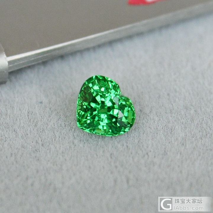 0.88ct 坦桑尼亚 艳绿 沙弗莱 vivid green 心形 GemArt_刻面宝石沙弗莱