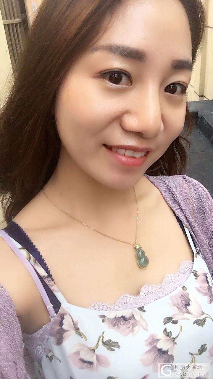 好久没编绳了，还是配这种简单绳好看，😄 复杂了我可不会，😅_吊坠编绳