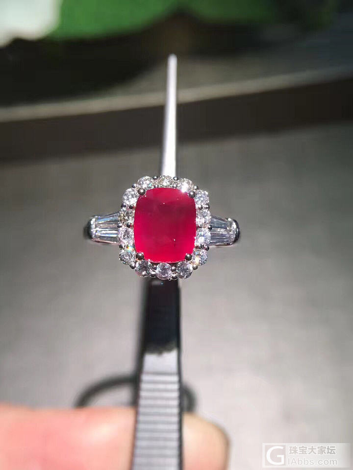 无烧鸽血红  看下红宝莹光  EGL证书  2.58CT_戒指红宝石