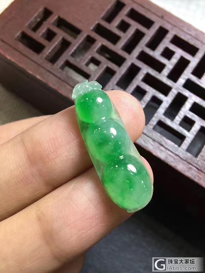 绿豆子_戒面翡翠