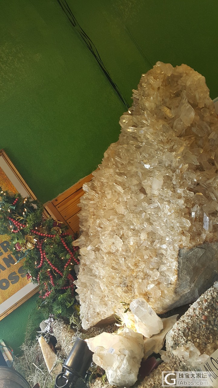 小时候玩水晶，晒晒我在美国水晶矿区堆挖矿_产地水晶