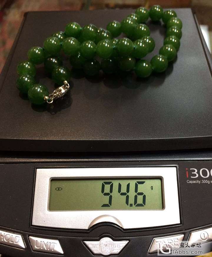 绿色石榴石（grossular）_珠串石榴石