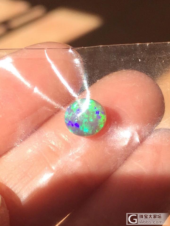 最近喜欢黑水晶欧泊_欧泊