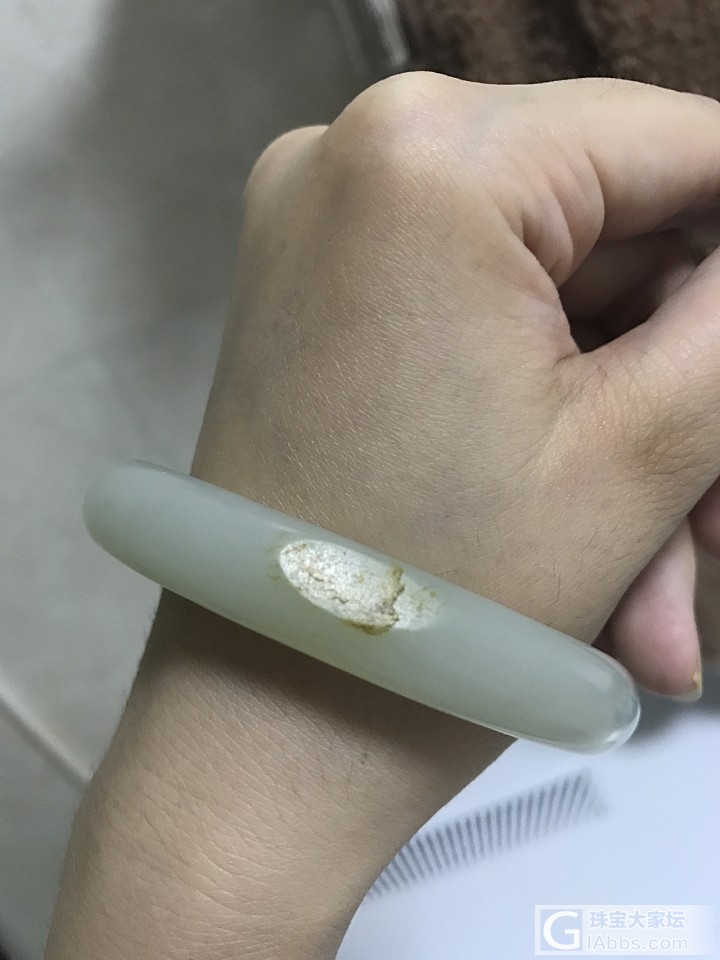 终于入了个油油的籽镯_手镯青白玉