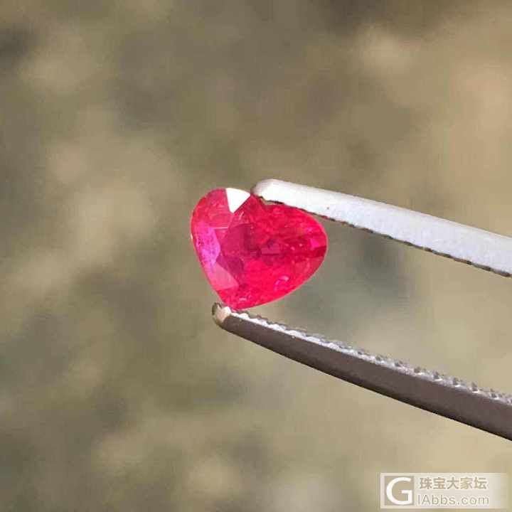甜美的红宝石，0.76克拉 ，无烧_红宝石刻面宝石