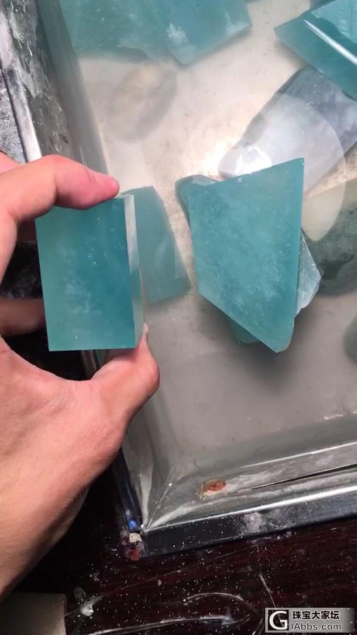高品质的蓝色岫玉也非常美啊_挂件岫岩玉