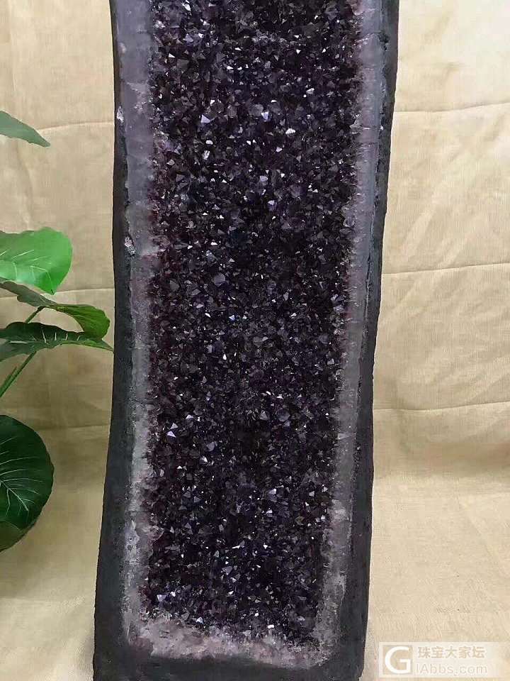 紫晶洞风水摆件_洞盆簇紫水晶