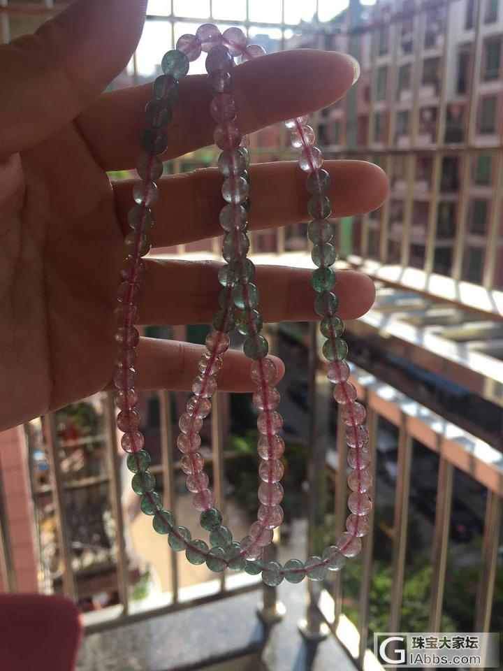 低价出草莓晶三圈手链_珠串草莓晶