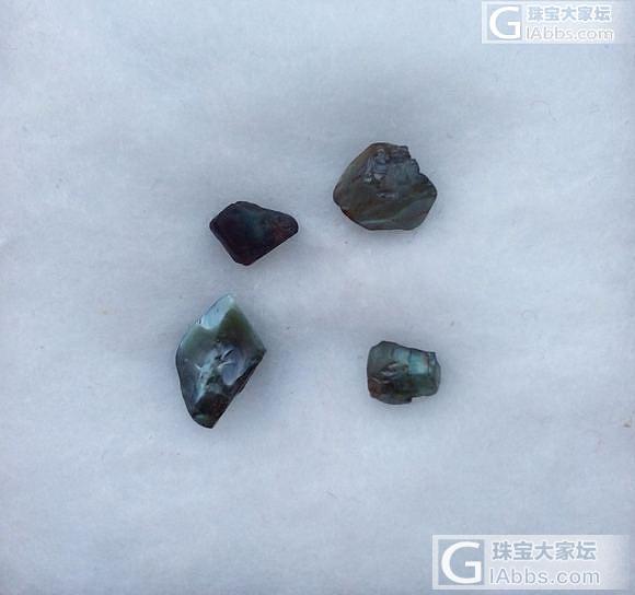 再发几个亚历山大的图片，显红的在太阳下，小蓝灰绿色在没阳光下拍的，太漂亮了，特别..._金绿宝石
