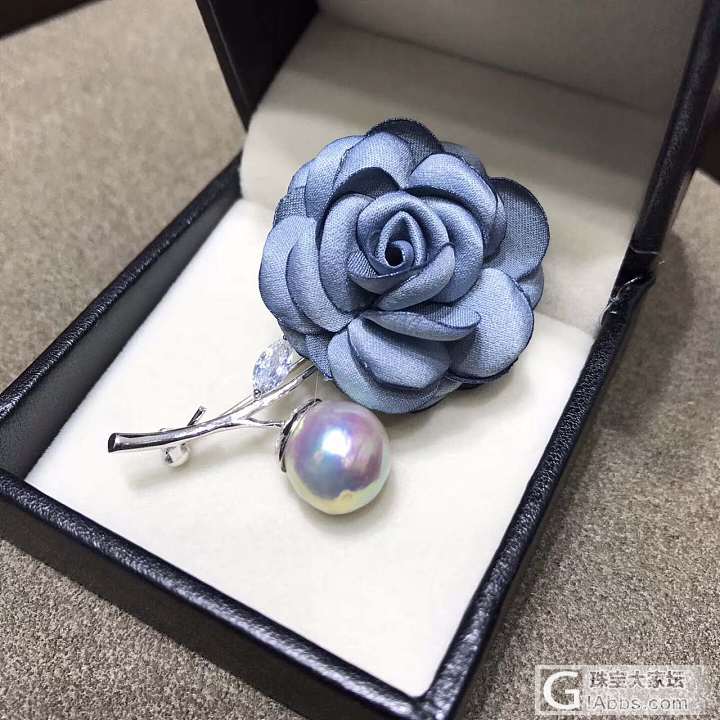 巴洛克炫彩_胸饰设计珍珠