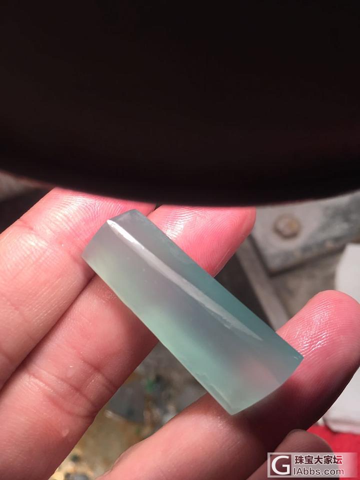 湛蓝的似海水_明料挂件翡翠