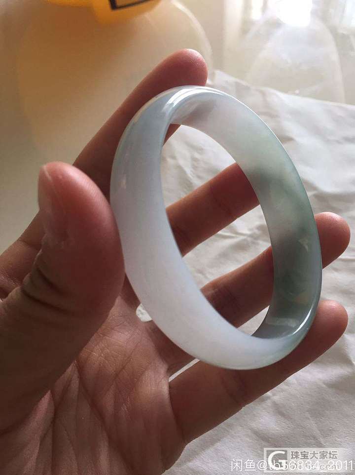 翡翠手镯急出亏出_手镯翡翠