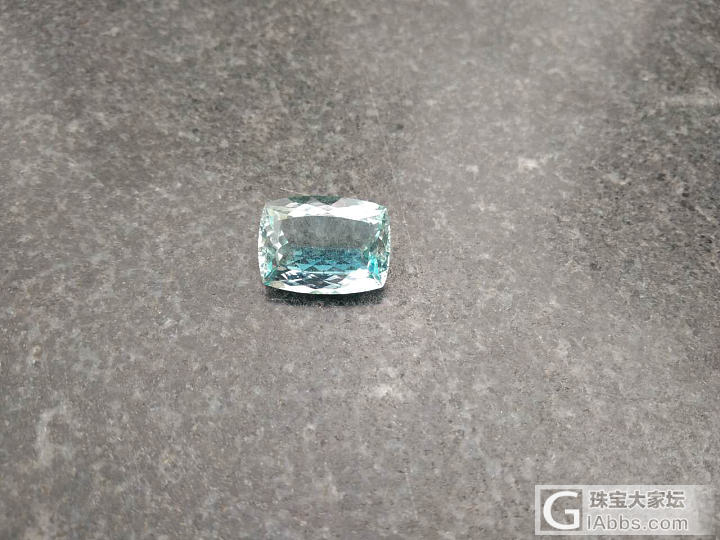 刻面海蓝宝裸石一颗_刻面宝石海蓝宝
