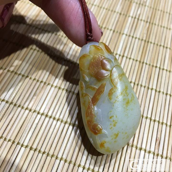 红皮青花_挂件和田玉