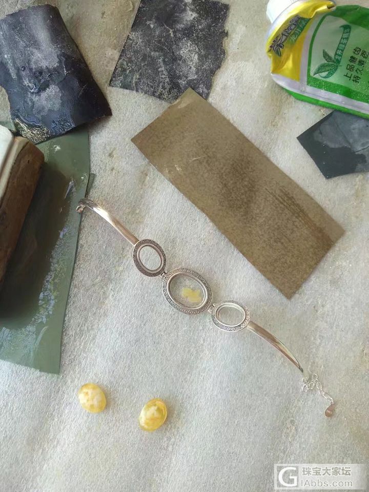 照葫芦画瓢也做了串金绞白手链_手链琥珀蜜蜡