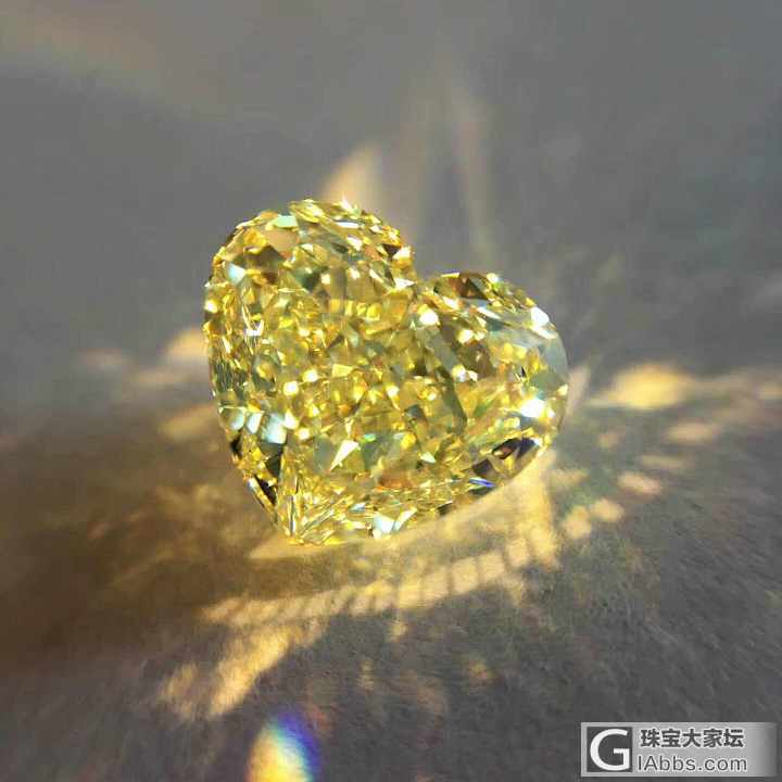 来两粒克拉彩钻，价格白菜不白菜，你们看看！_彩钻瑞意邦珠宝