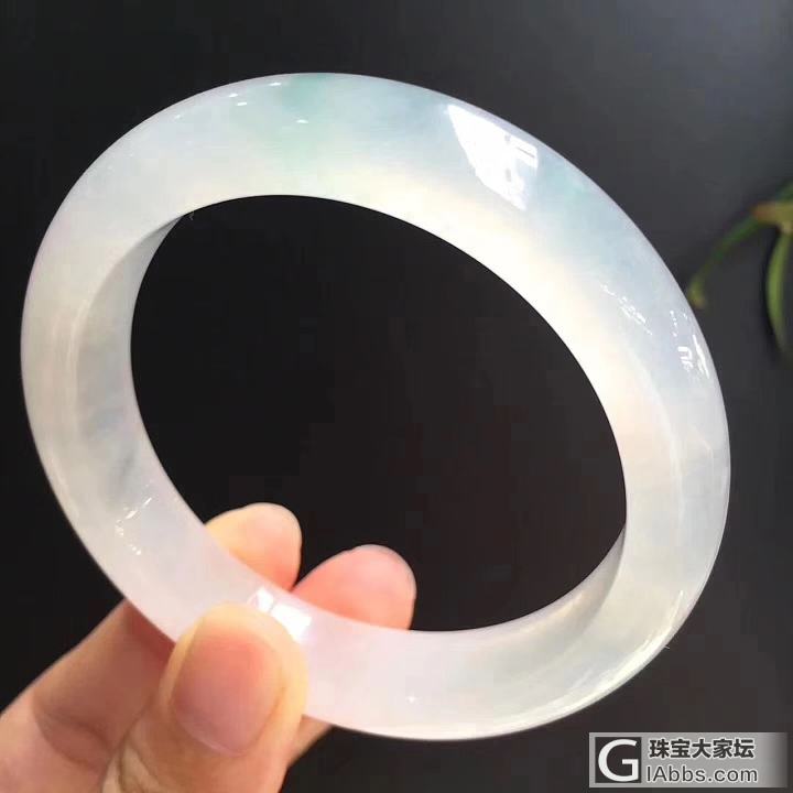 #翡翠手镯的佩戴方法#_翡翠手镯