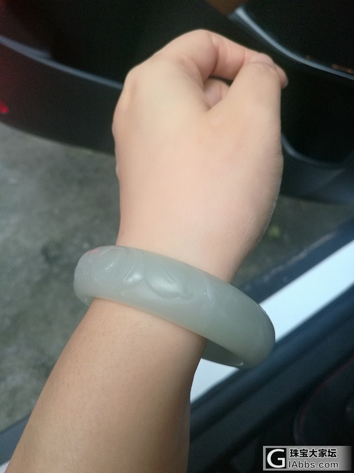 留个影，且末镯_手镯青白玉