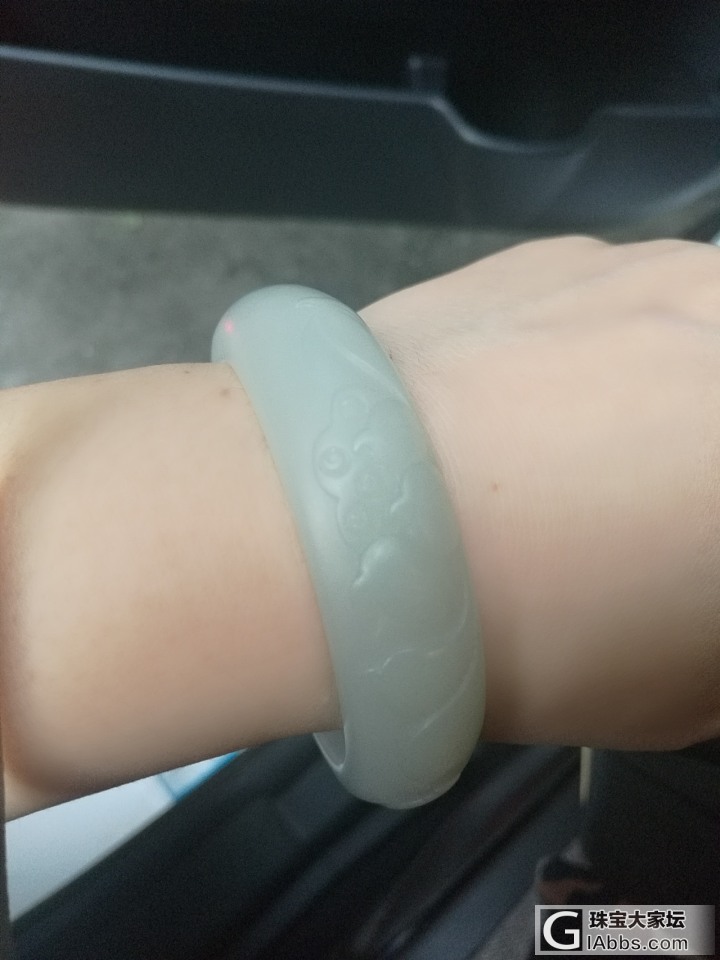 留个影，且末镯_手镯青白玉