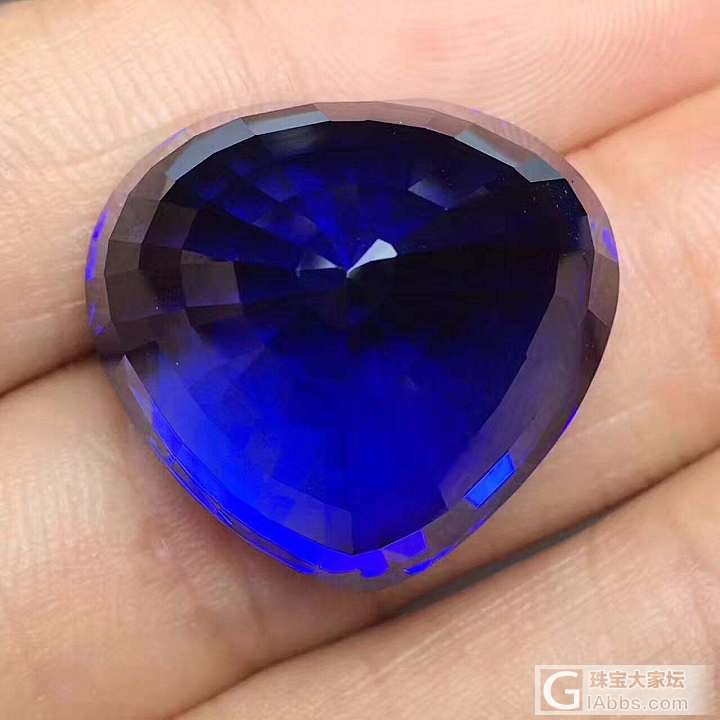 坦桑石_刻面宝石坦桑石